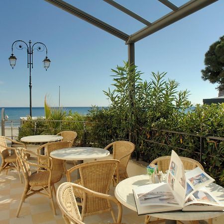 Hotel Lido Alassio Exterior photo